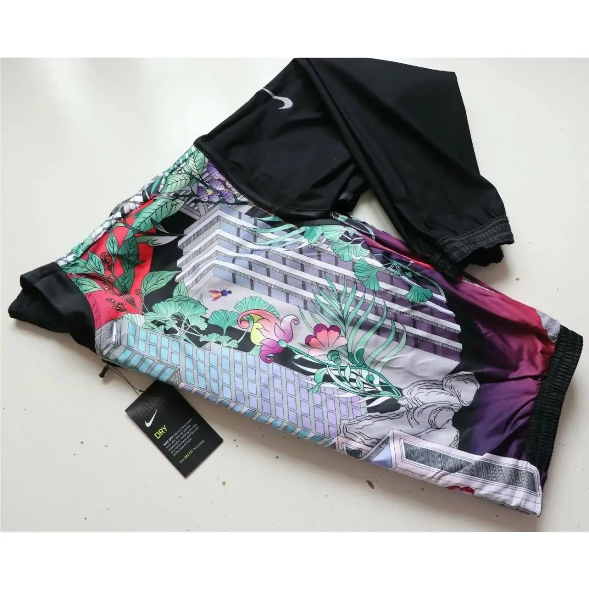 Nike clothing - Multicolor (UPC: 883419325809) 14