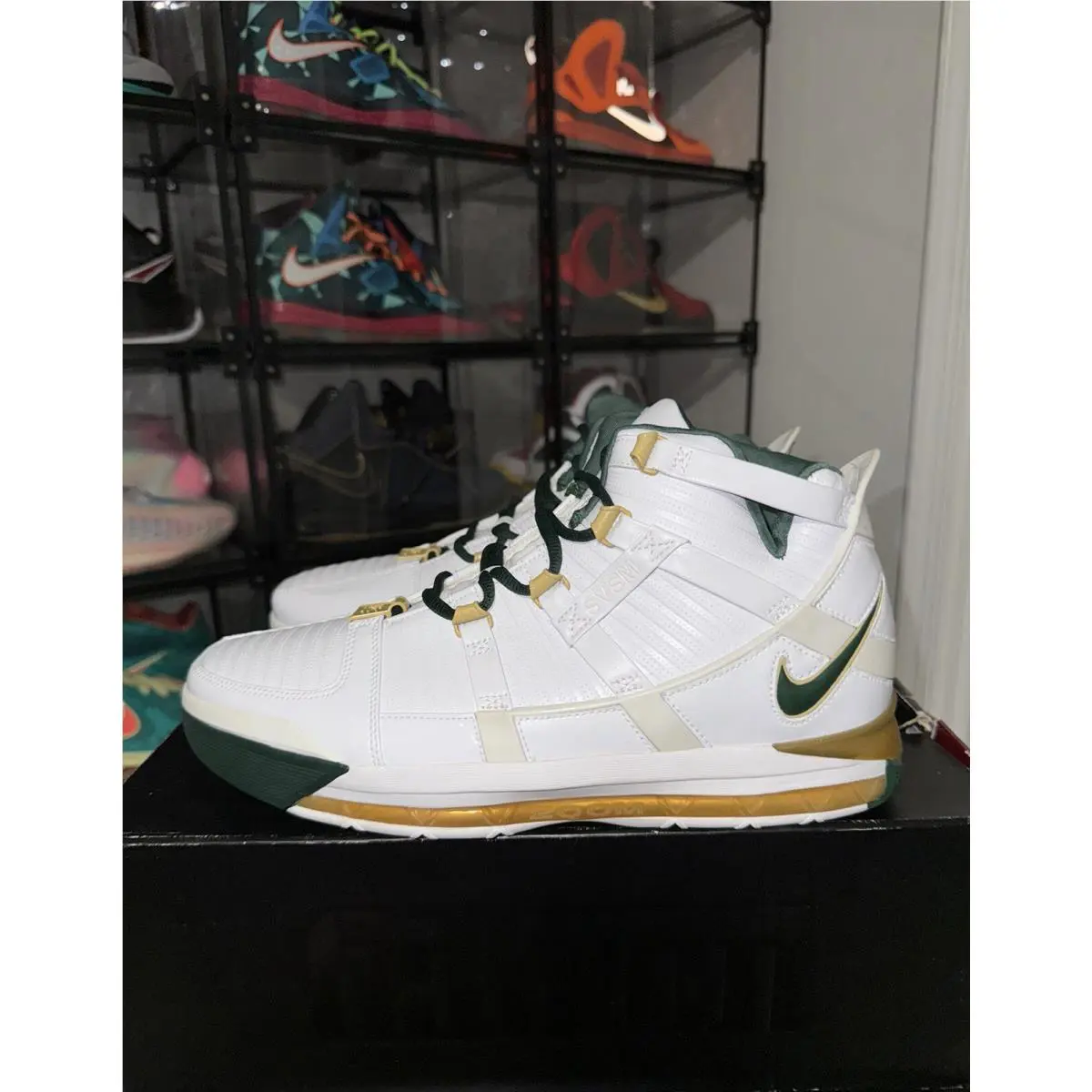 Nike shoes - Nike Zoom LeBron III - Zoom LeBron III - Gold 2