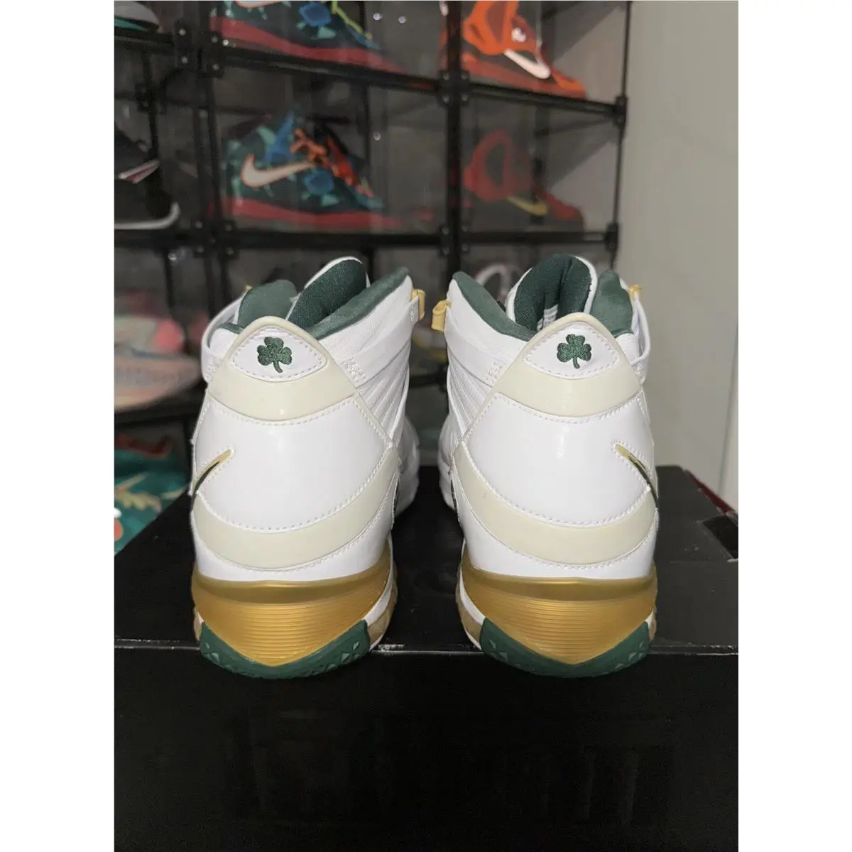 Nike shoes - Nike Zoom LeBron III - Zoom LeBron III - Gold 3