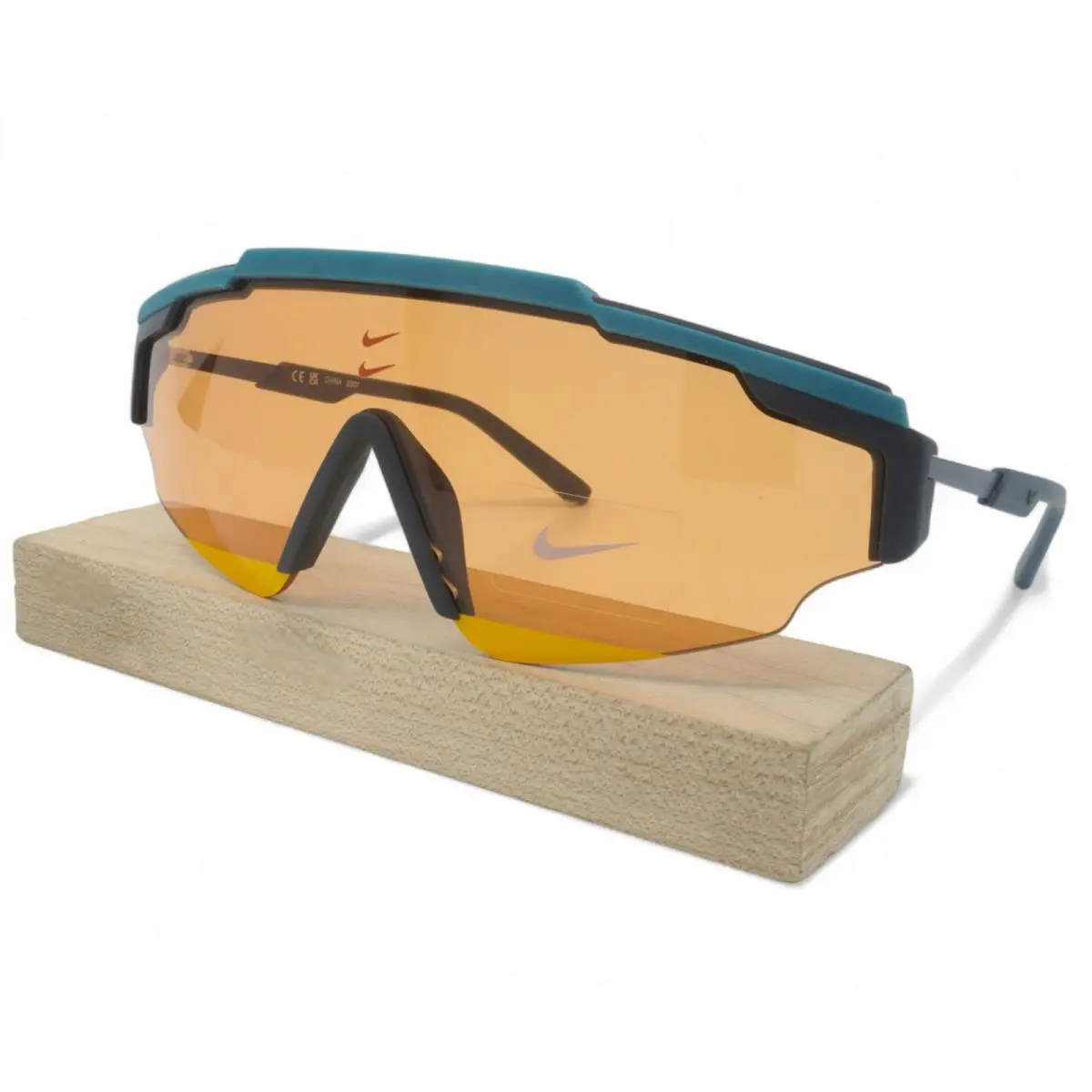 FN0295-379 Unisex Nike Marquee Edge Sunglasses - Frame: Mineral Teal