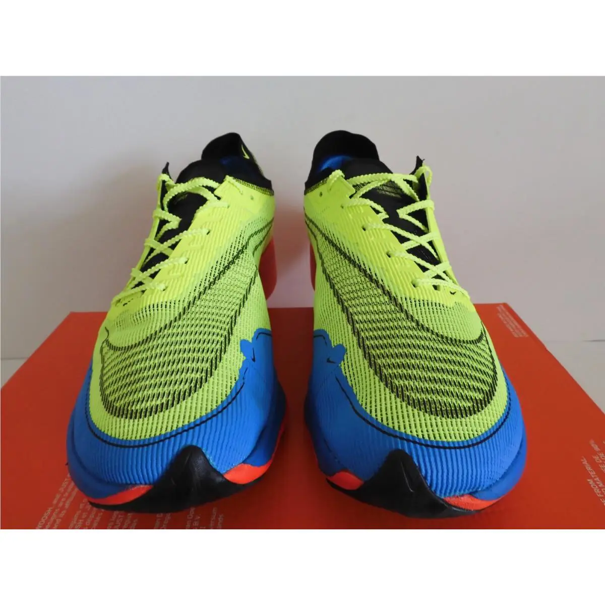 Nike shoes - Nike ZoomX Vaporfly Next% 3 - DV3030-700 - Green (UPC: 195870759940) 1