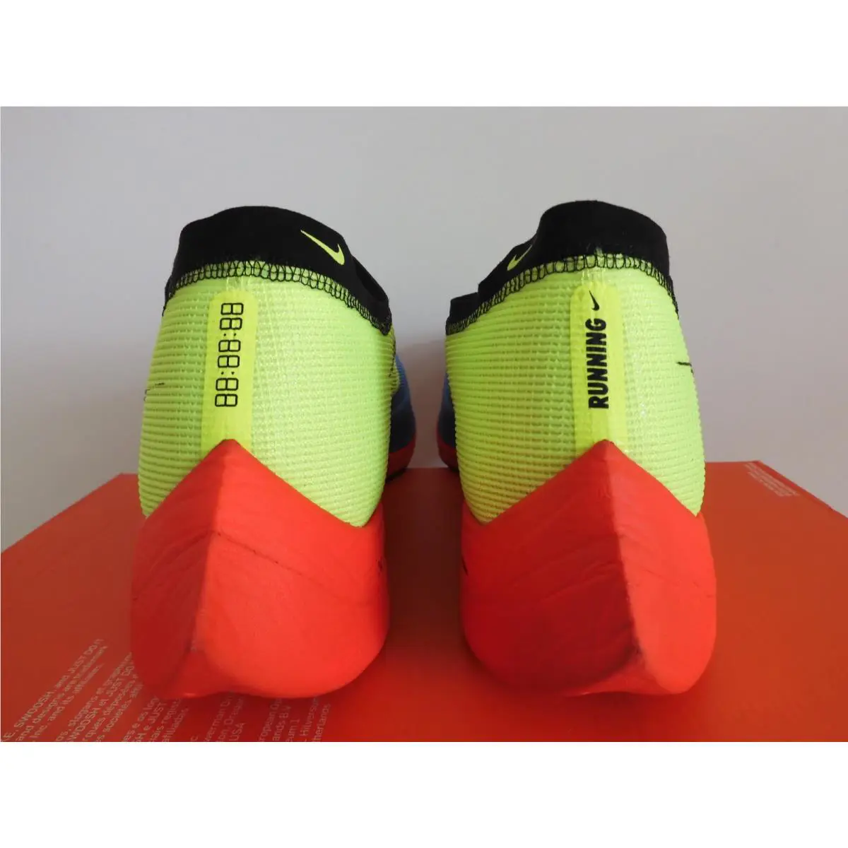 Nike shoes - Nike ZoomX Vaporfly Next% 3 - DV3030-700 - Green (UPC: 195870759940) 2