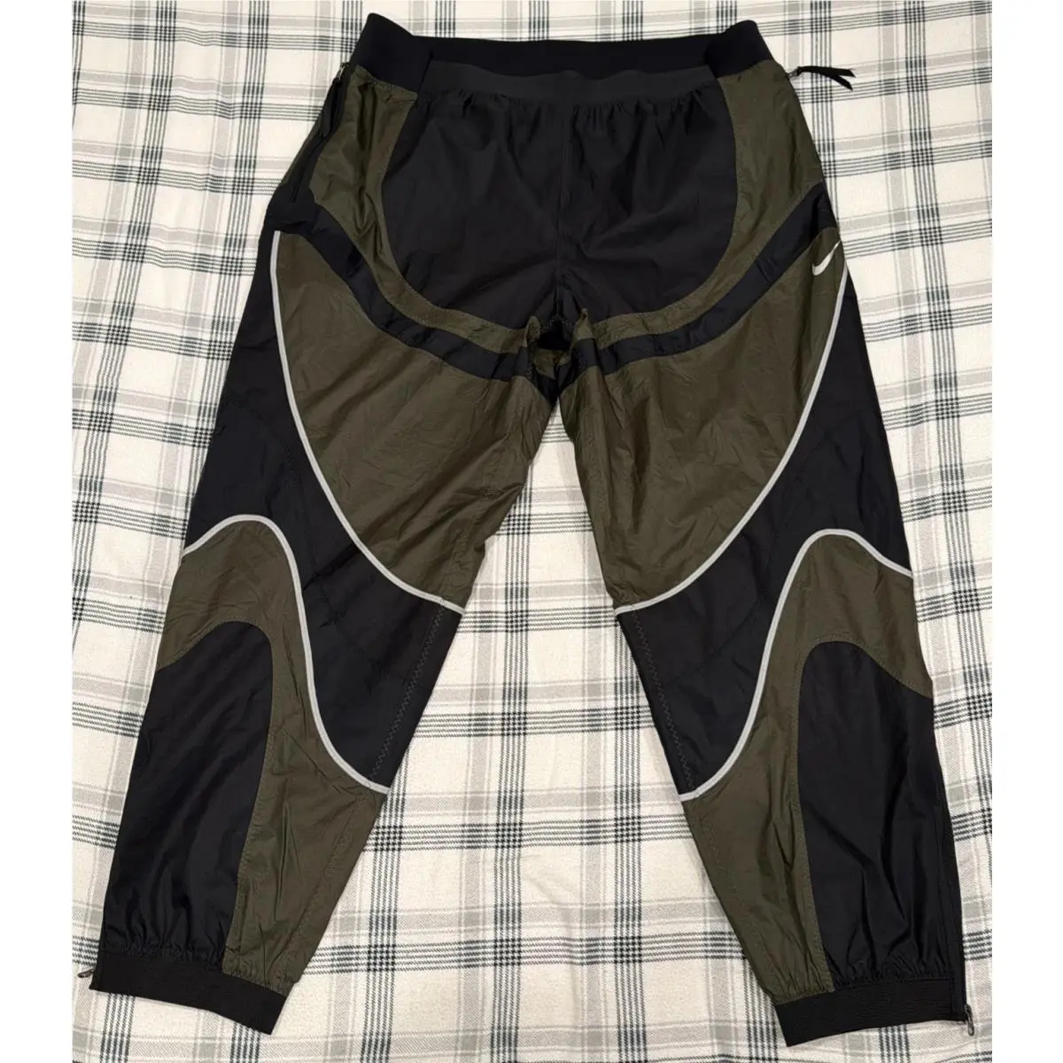 Nike Women`s Ispa Pants Off Noir/ Sprint/iron Grey XL Lined LE DB7581-045