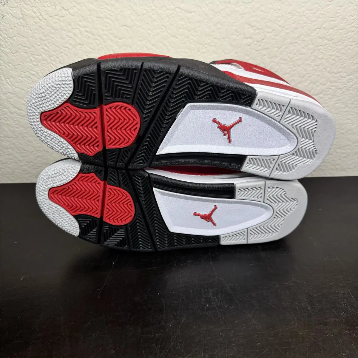 Nike shoes - Jordan Retro 4 - Retro - Red Cement 8