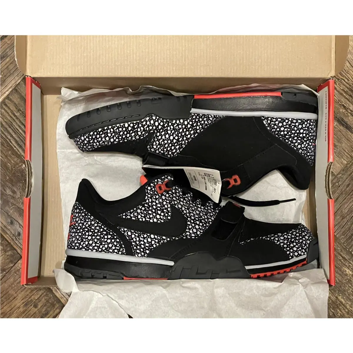 Nike shoes - Nike Air Trainer - Air Trainer - 637995-001 - Red 0