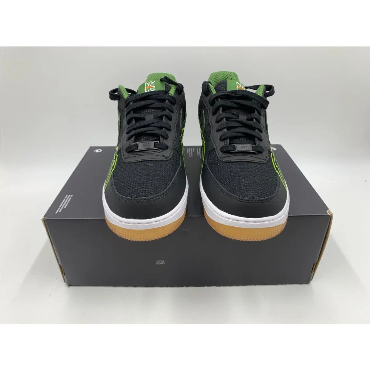Nike shoes - Nike Air Force 1 `07 LV8 - Black & Green 0