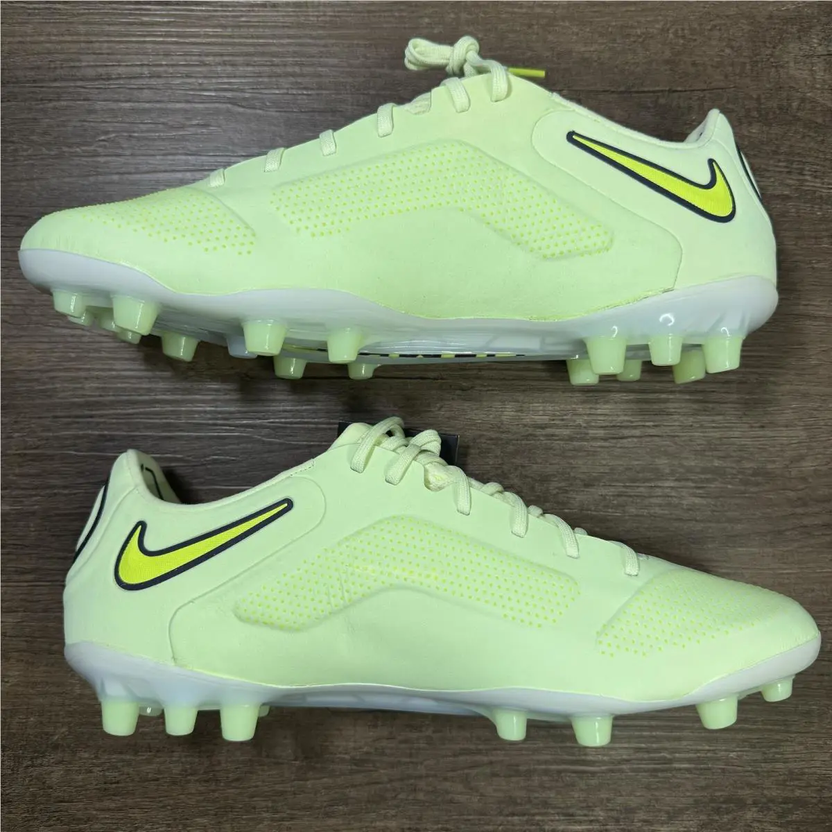 Nike shoes - Nike Tiempo Legend - Tiempo Legend - FD0270-705 - Yellow (UPC: 196149876283) 4