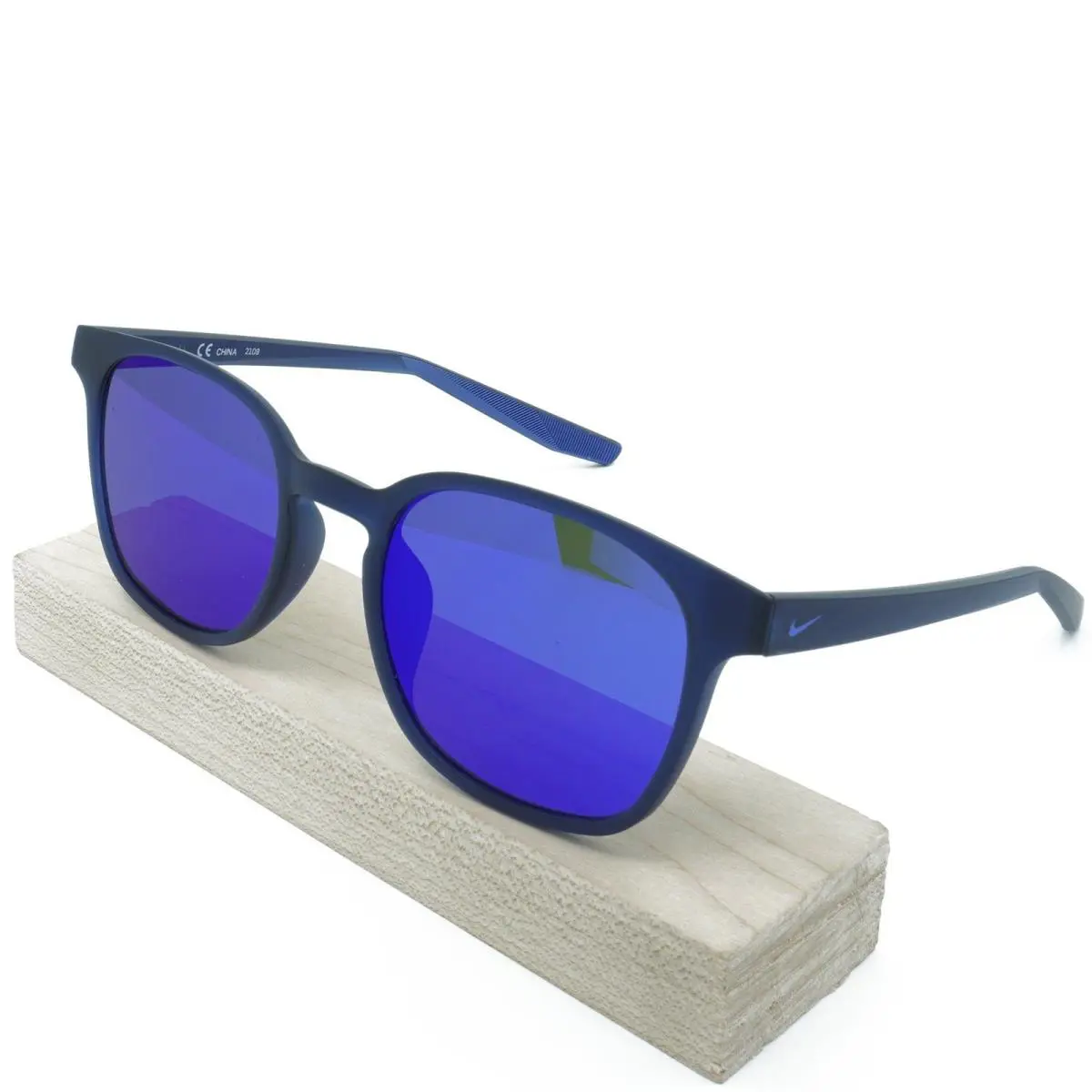 CT8128-416 Mens Nike Session Sunglasses - Frame: Blue