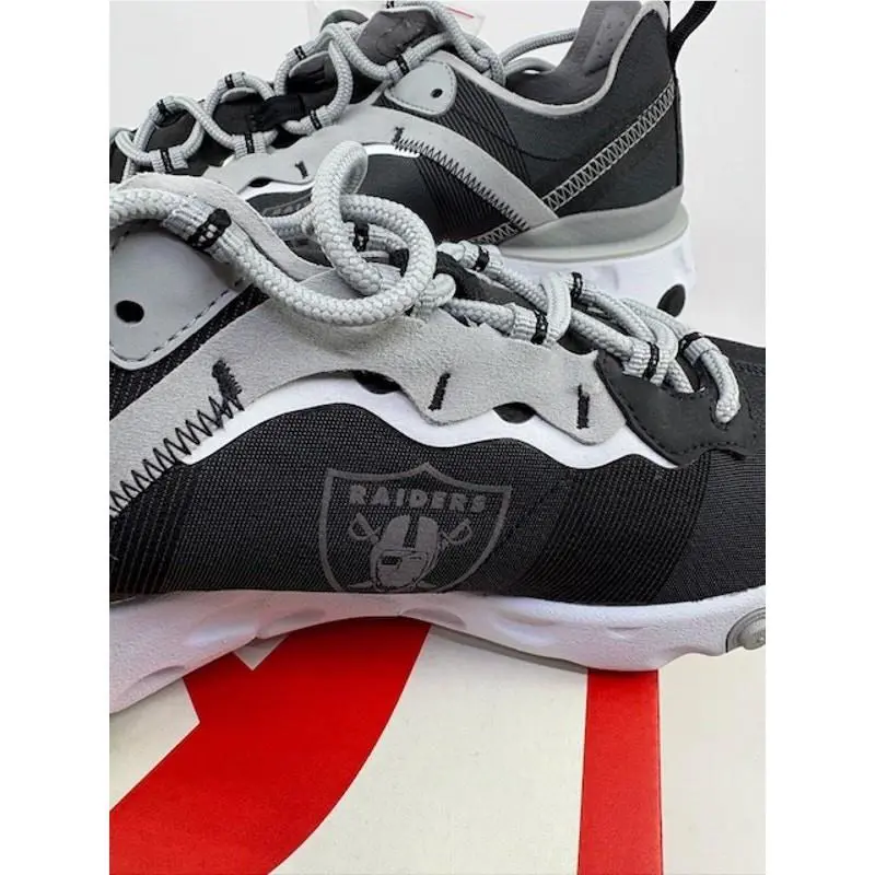Nike shoes - Black 2