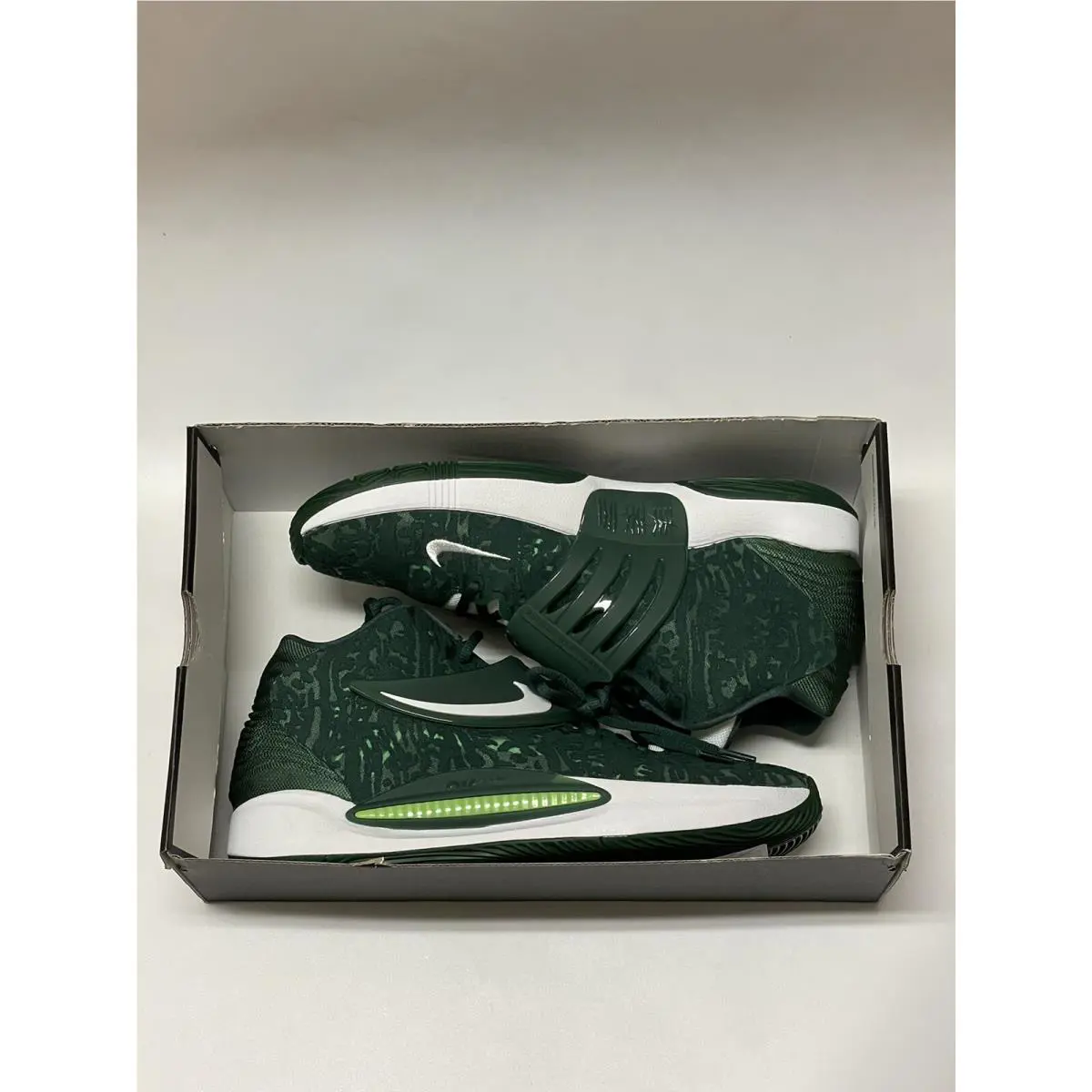 Nike shoes - KD 14 - DM5040-301 - Green 0