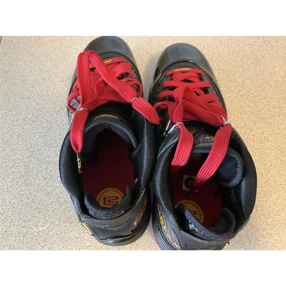 Nike shoes - 7 - Black 3
