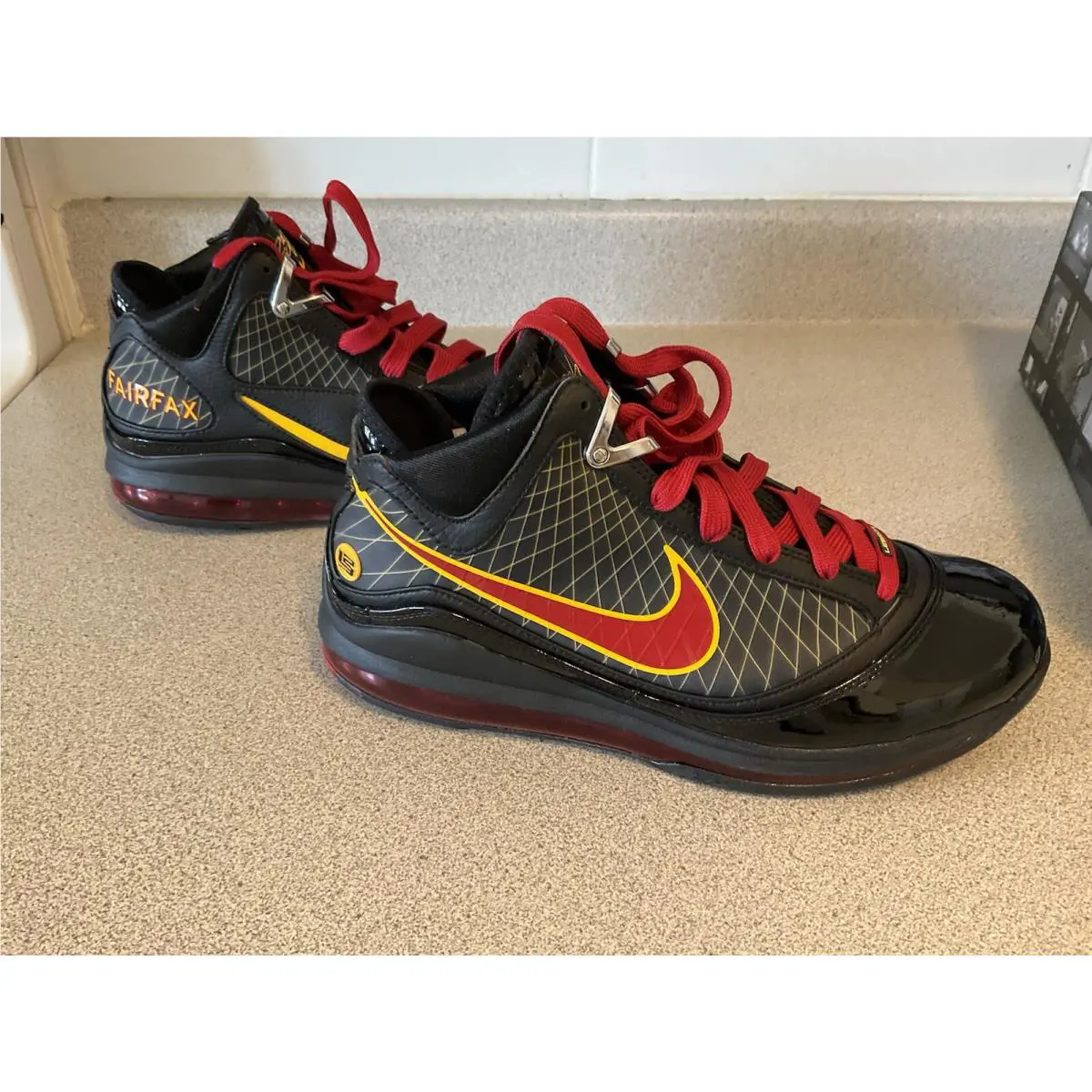 Nike shoes - 7 - Black 5