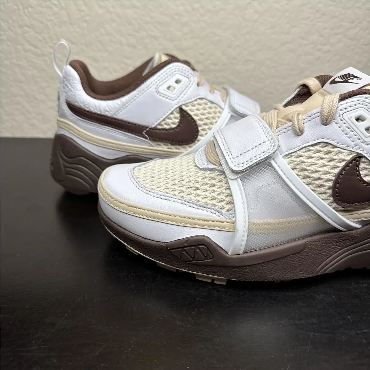 Nike shoes - Light Chocolate 3