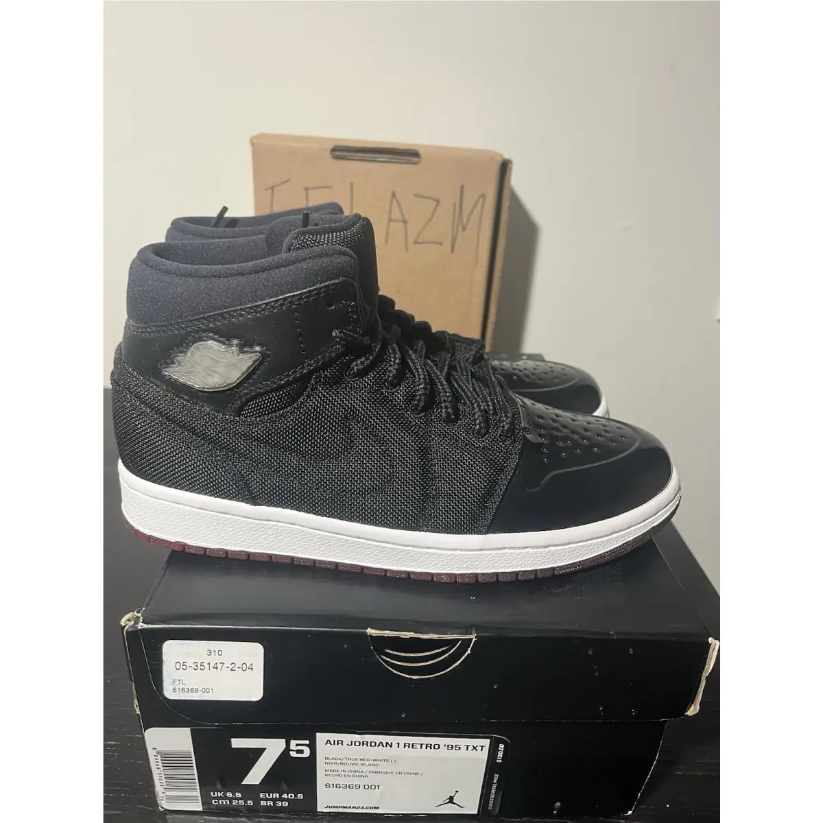 Nike shoes - Air Jordan 1 - Air - Multicolor 3