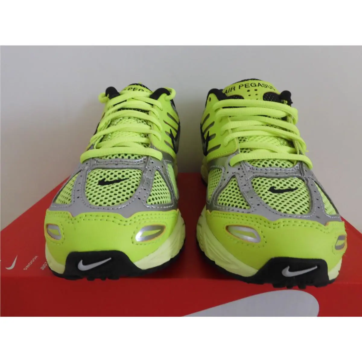 Nike shoes - Nike Air Pegasus 2005 - Air Pegasus - HQ1675-700 - Silver, Manufacturer: White/Metallic Silver/Black/Opti Yellow 2