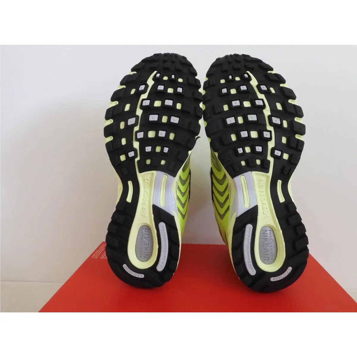 Nike shoes - Nike Air Pegasus 2005 - Air Pegasus - HQ1675-700 - Silver, Manufacturer: White/Metallic Silver/Black/Opti Yellow 4