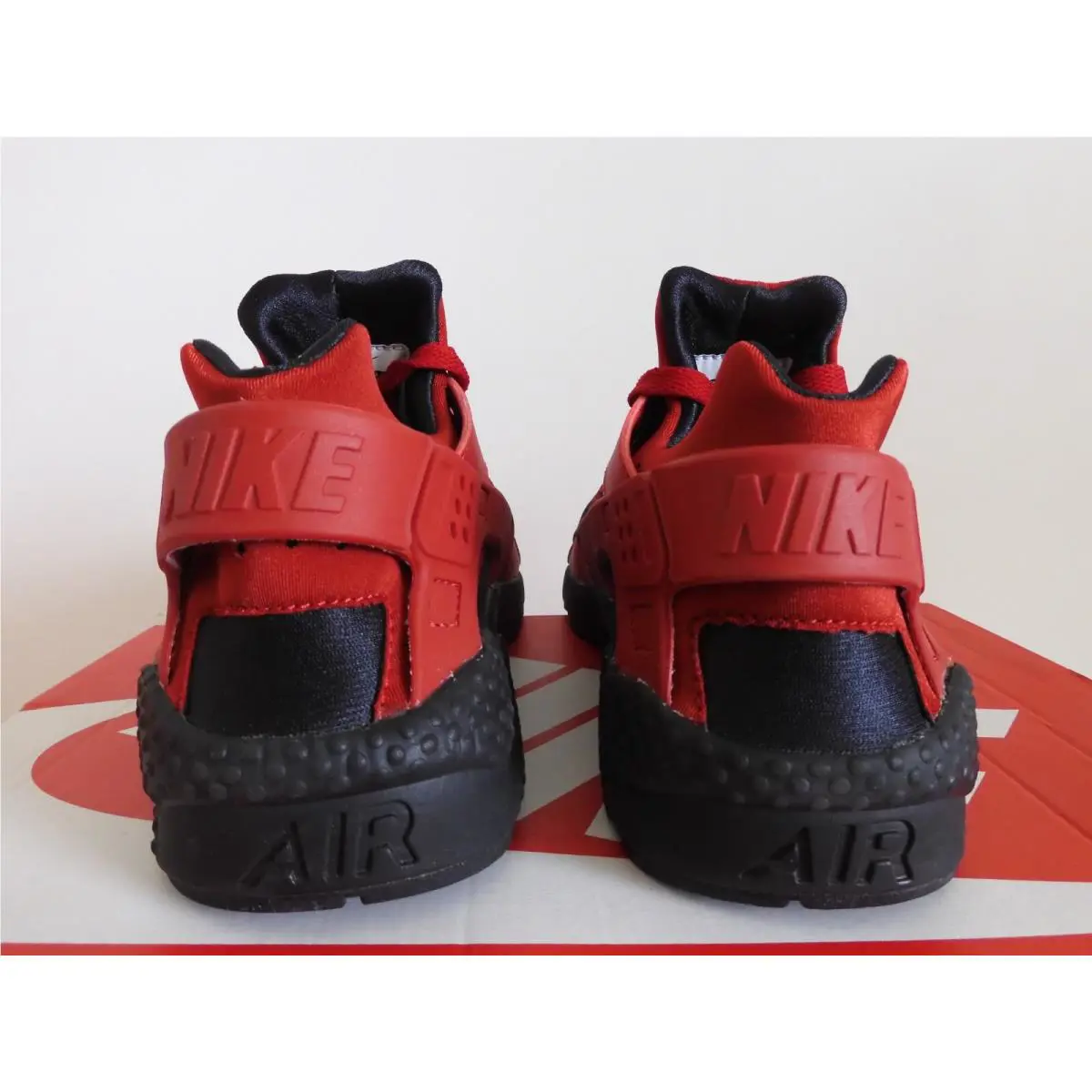 Nike shoes - Nike Air Huarache Run - Air Huarache Run - 704830-006 - Black (UPC: 888410110737) 3