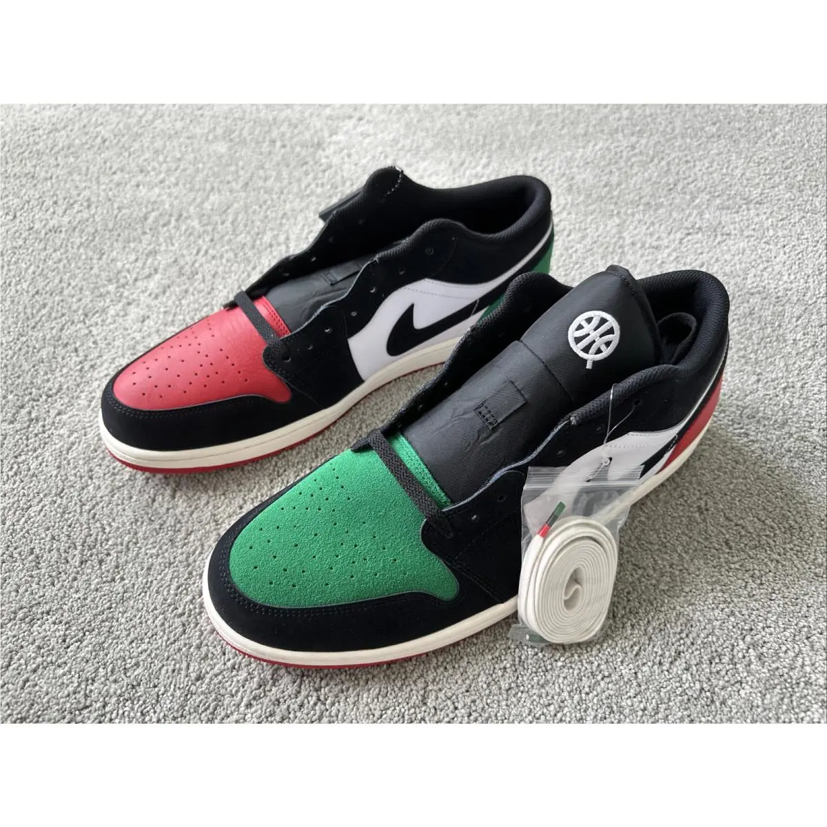 Nike shoes - Air Jordan Retro - Air Retro - White 3