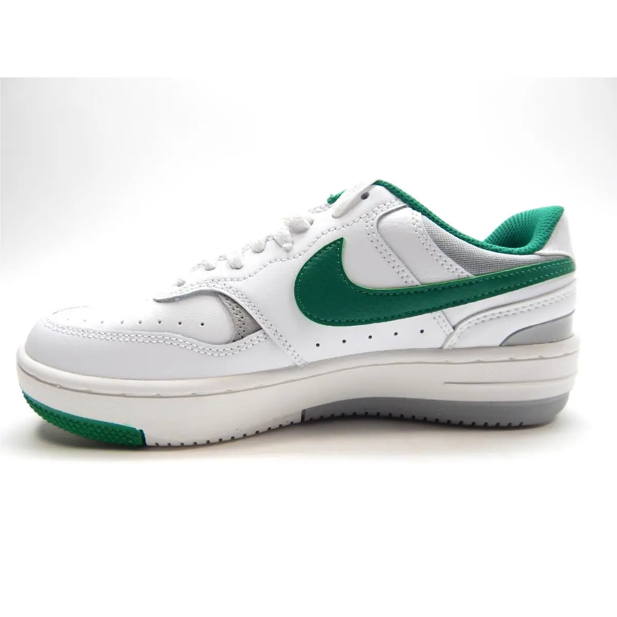 Nike shoes - Nike Gamma Force - Gamma Force - White 1
