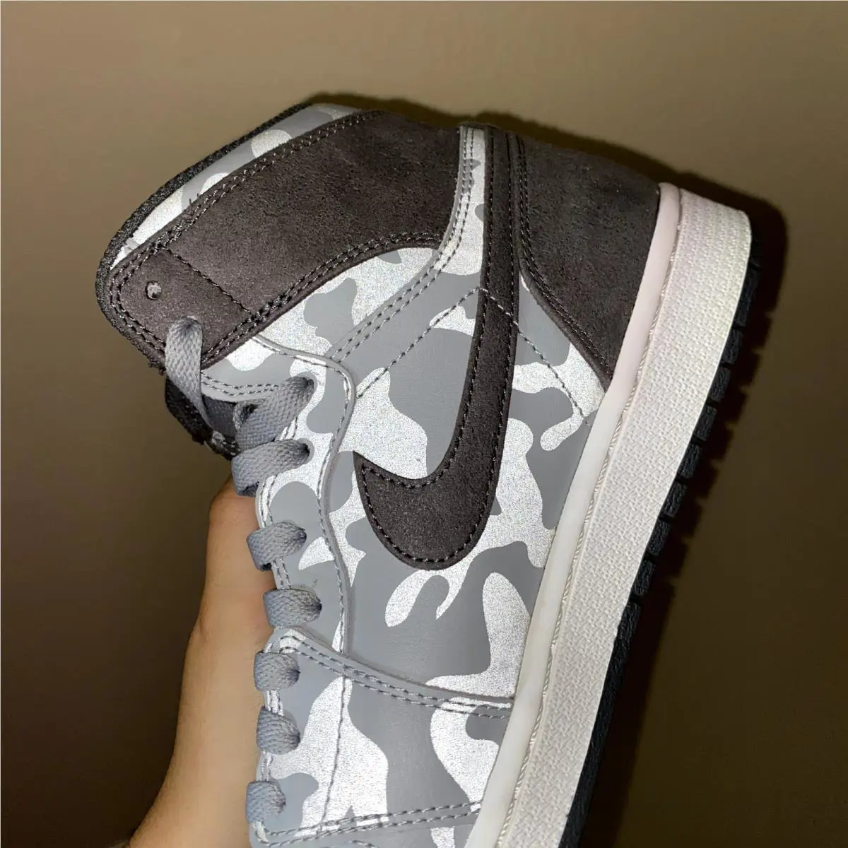 Nike shoes - Nike Air Jordan 1 - Air - AA3993027-027 - Wolf Grey Camo (UPC: 00666032441008) 1