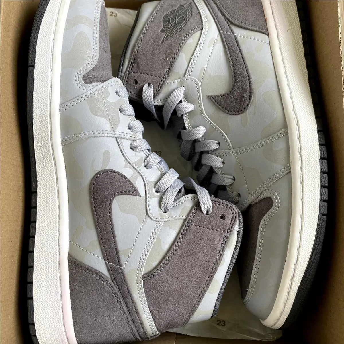 Nike shoes - Nike Air Jordan 1 - Air - AA3993027-027 - Wolf Grey Camo (UPC: 00666032441008) 4