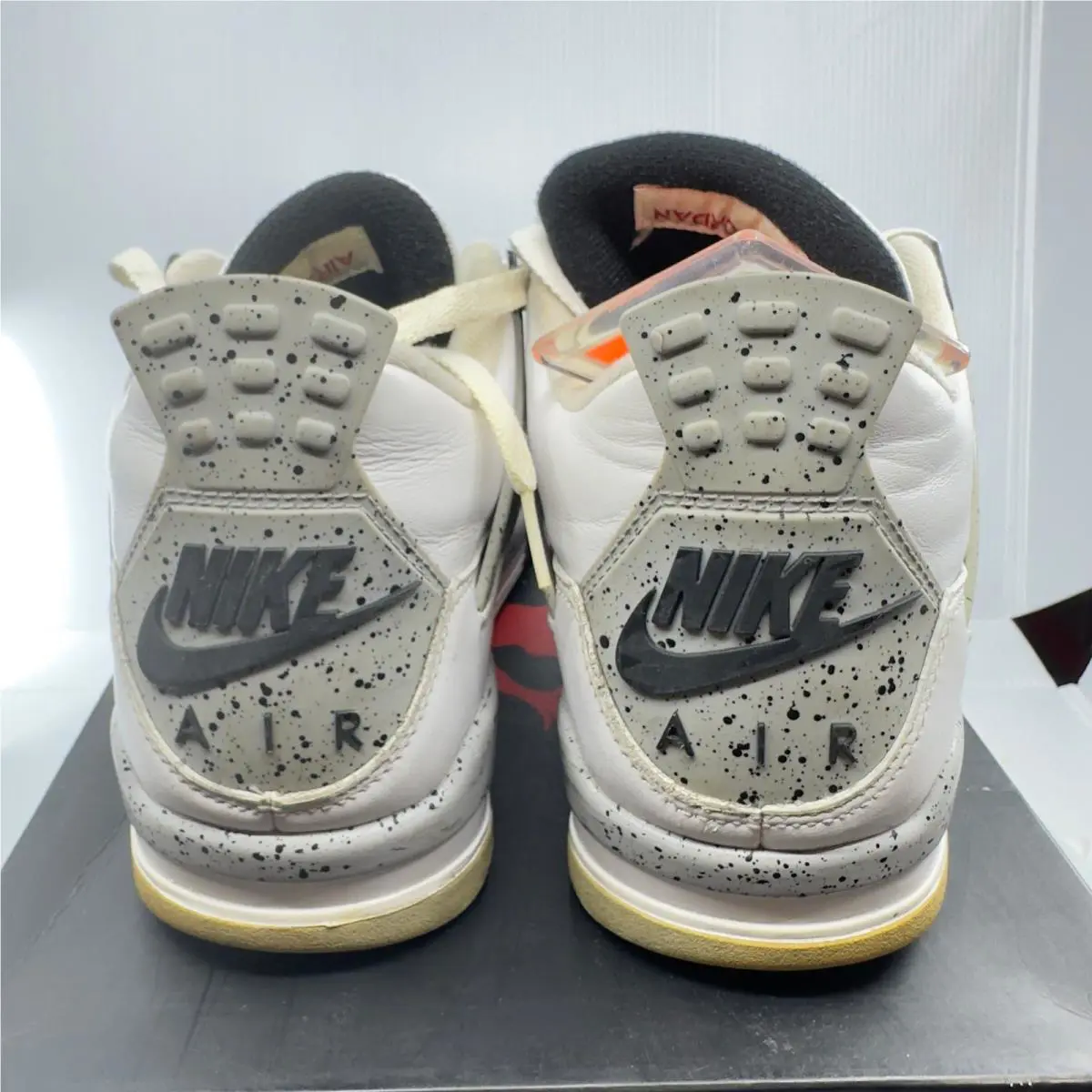 Nike shoes - White 2