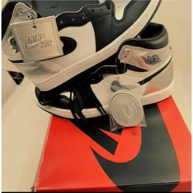 Nike shoes - Silver 2