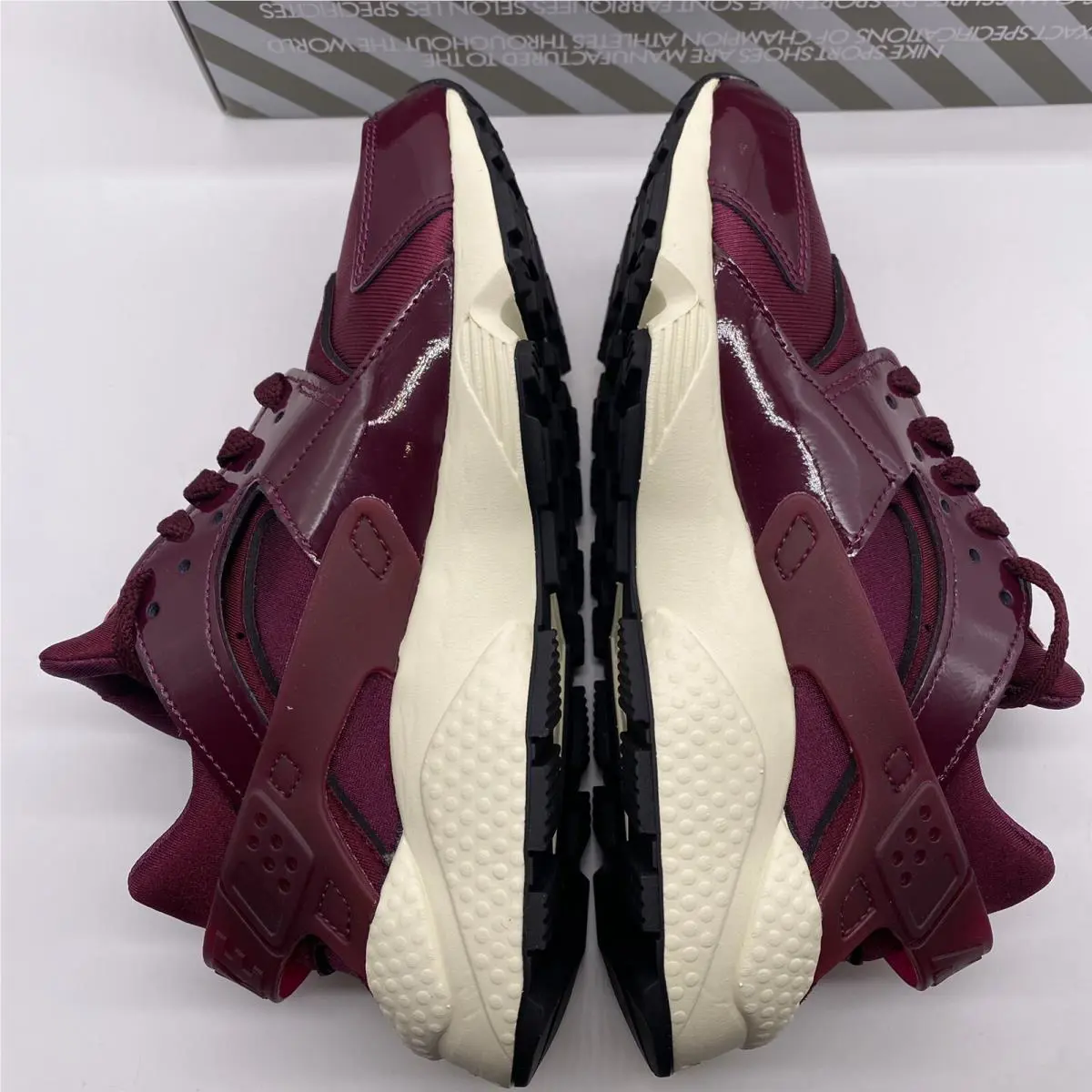 Nike shoes - Nike Air Huarache - Air Huarache - DQ8584-600 - Dark Beeroot 3