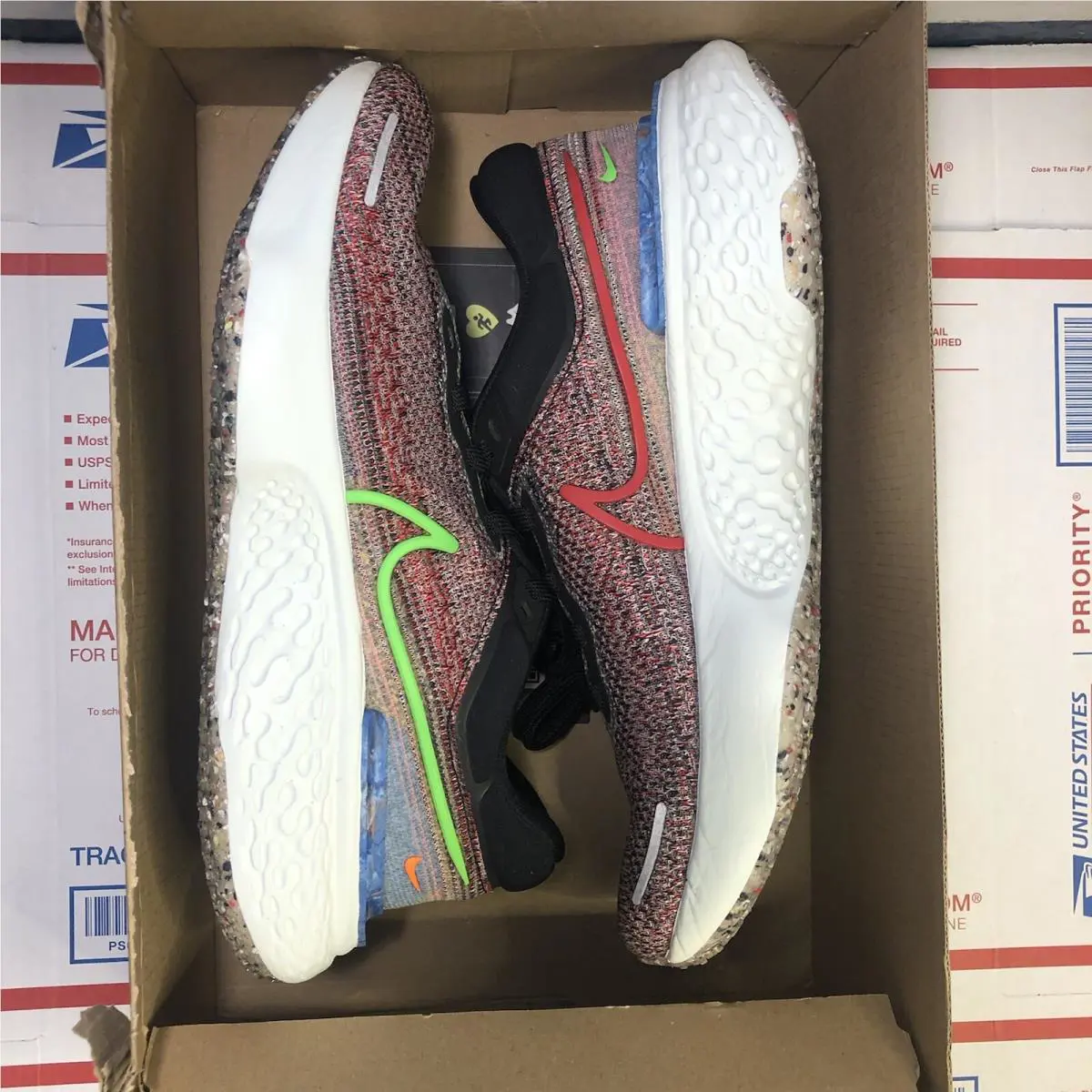 Nike shoes - Nike ZoomX Invincible - ZoomX Invincible - DJ5923900 - Multicolor 1