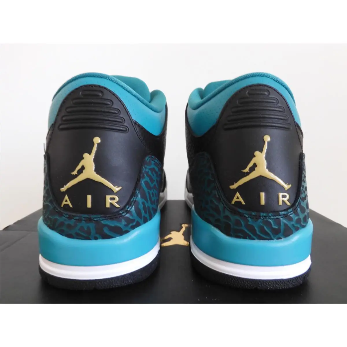 Nike shoes - Air Jordan 3 - Air - Black (UPC: 888507313287) 2
