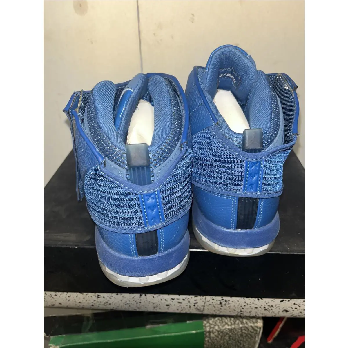 Nike shoes - Air Jordan 16 - Air - 854255416 - Blue 1