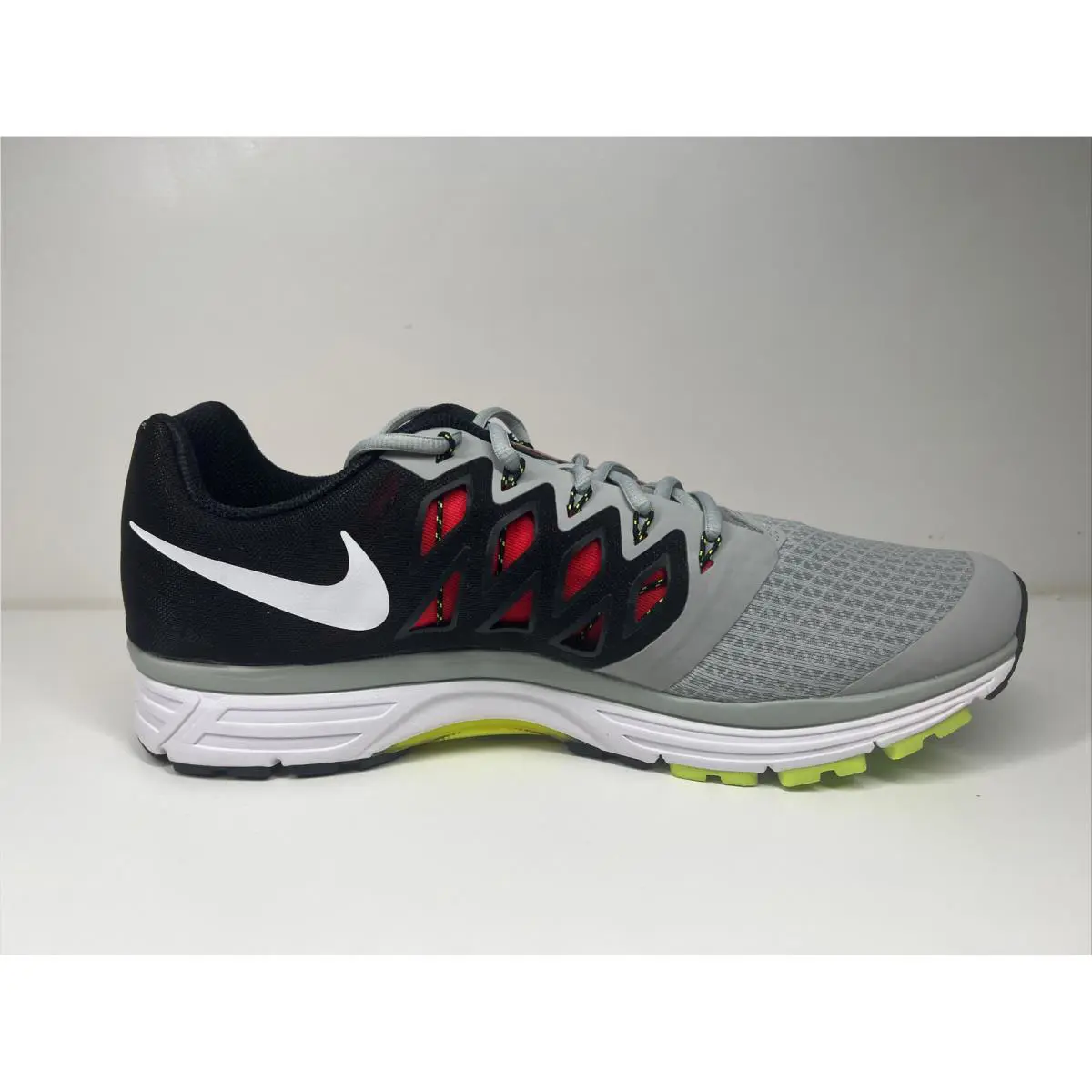 Nike shoes - Nike Zoom Vomero - Zoom Vomero - 642195-006 - Red 1