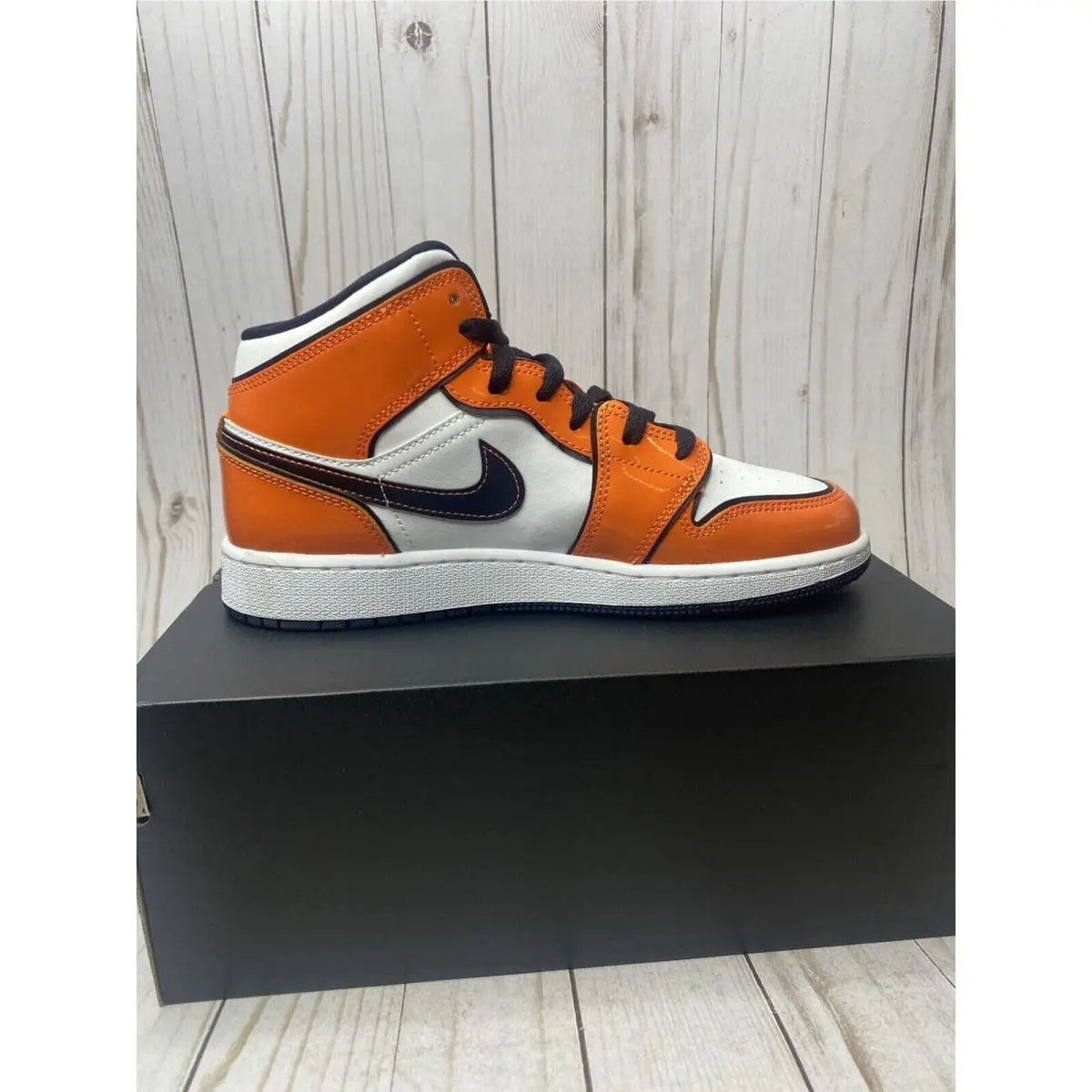 Nike shoes - Nike Air Jordan 1 - Air - BQ6931-802 - Orange (UPC: 194501265423) 4