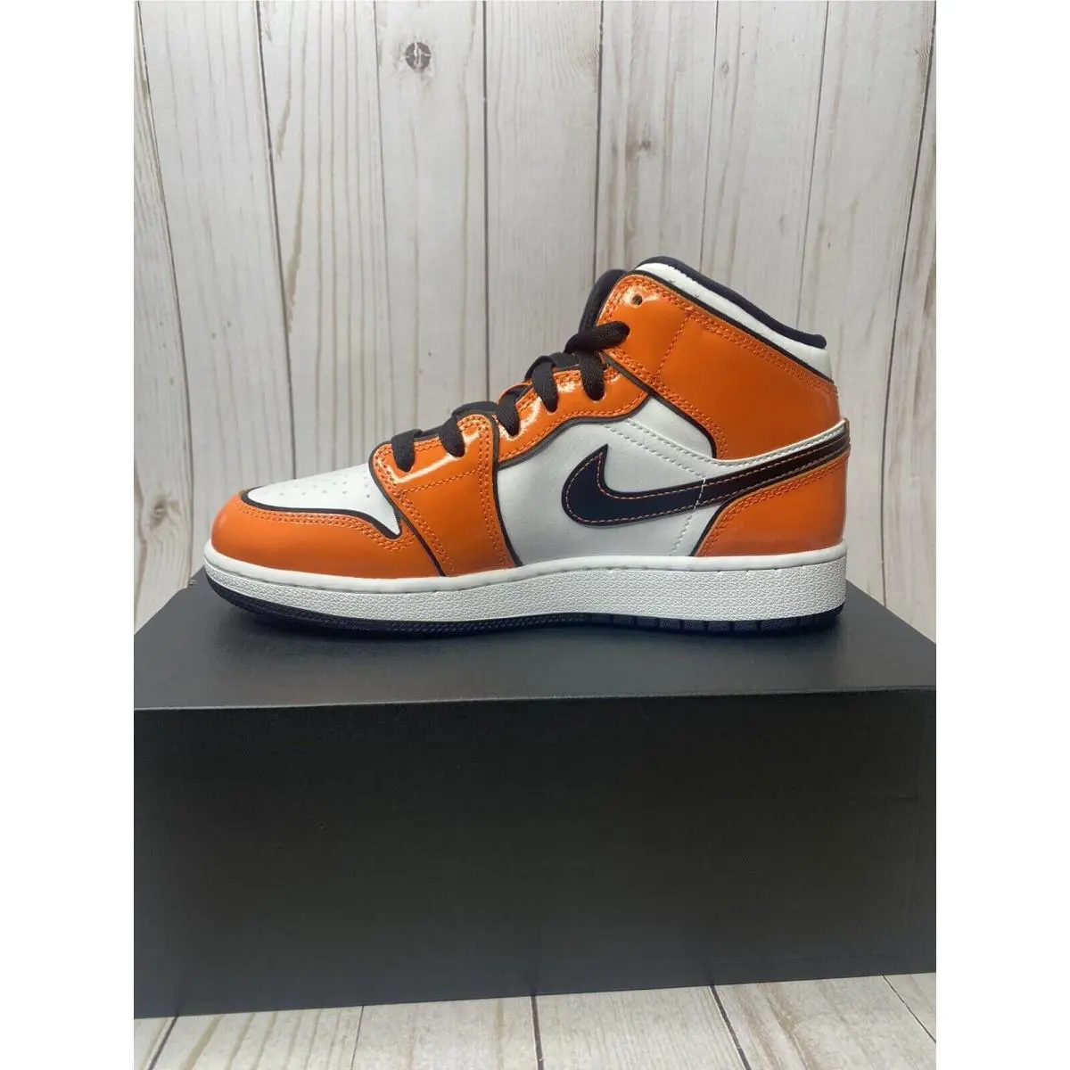 Nike shoes - Nike Air Jordan 1 - Air - BQ6931-802 - Orange (UPC: 194501265423) 5