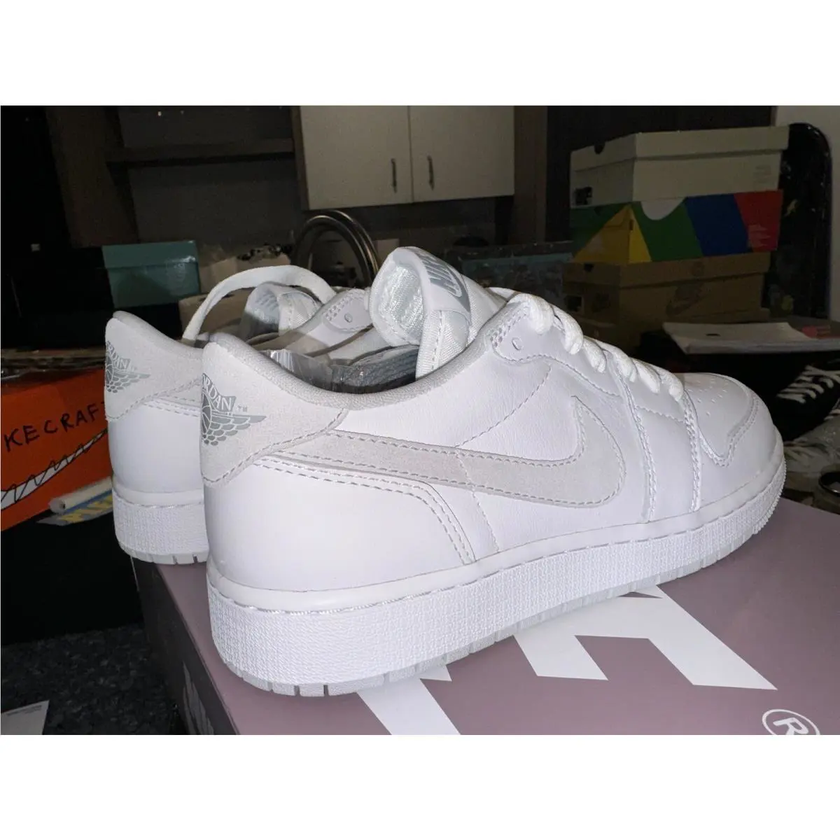 Nike shoes - Air Jordan 1 - Air - SAMPLE - Gray 1