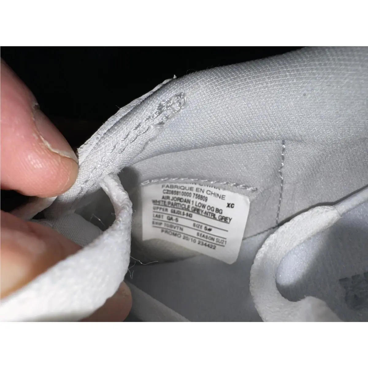 Nike shoes - Air Jordan 1 - Air - SAMPLE - Gray 2