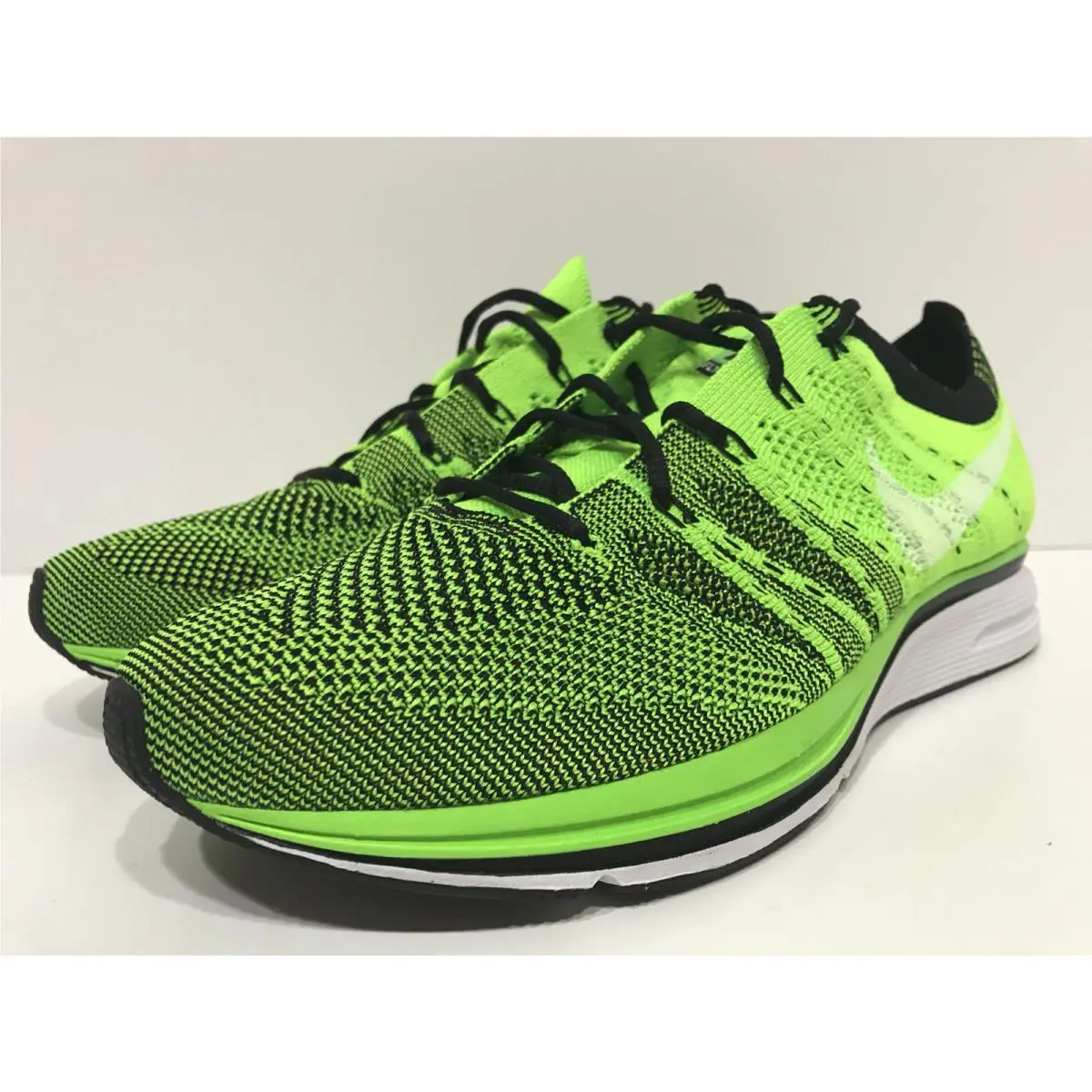 Nike shoes - Nike Flyknit Trainer - Flyknit Trainer - 532984-301 - ELECTRIC GREEN 4