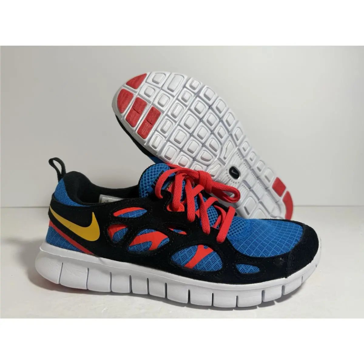 Nike Free Run 2 GS Black Blue Gold White Size 5.5Y Boys DX1788-001