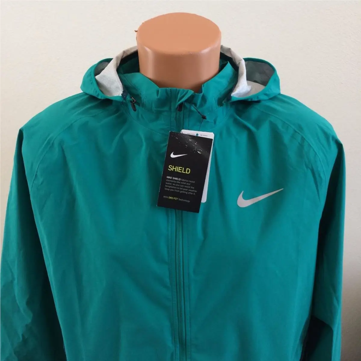 Nike clothing - Nike - Green (UPC: 886912144212) 0