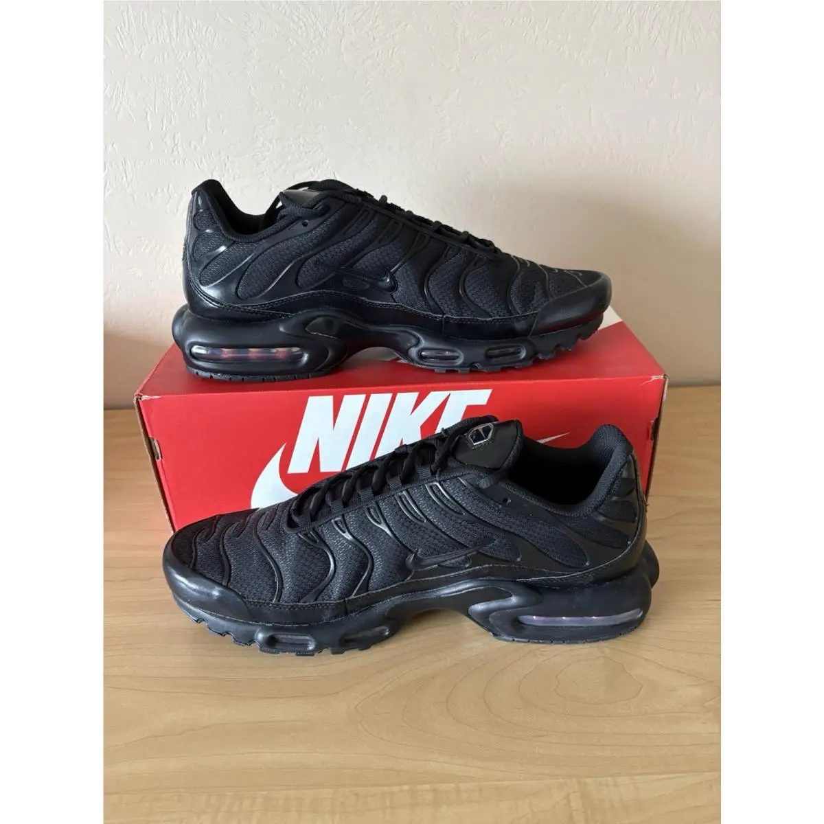 Nike shoes - Nike Air Max Plus - Air Max Plus - AJ2029-001 - Black 0