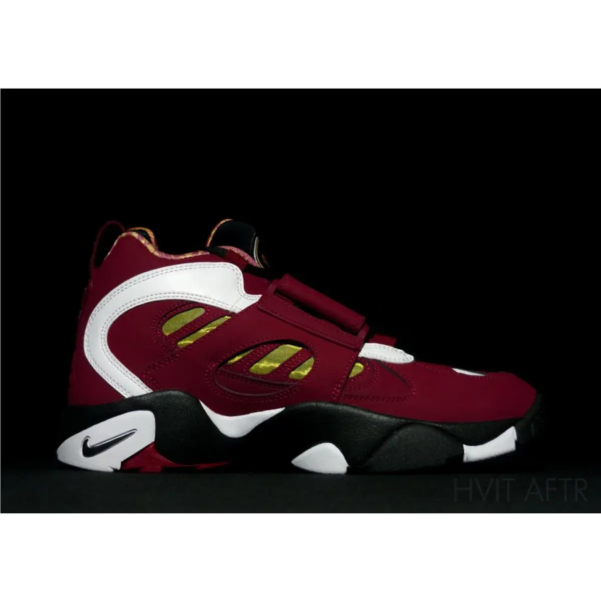 Nike shoes - Nike Air Diamond Turf - Air Diamond Turf - 700867-600 - Red (UPC: 885176647767) 1