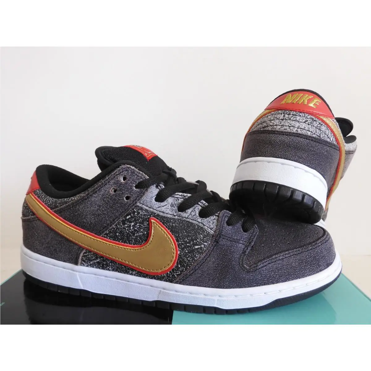 Nike shoes - Nike SB Dunk Low - Dunk Low - 504750-077 - Black (UPC: 886691515463) 0