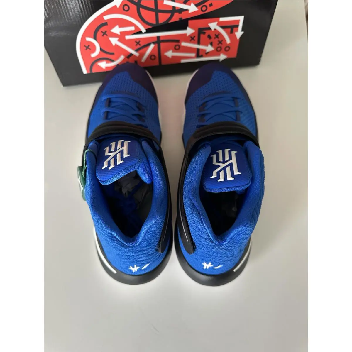 Nike shoes Kyrie - Multi-Color 3