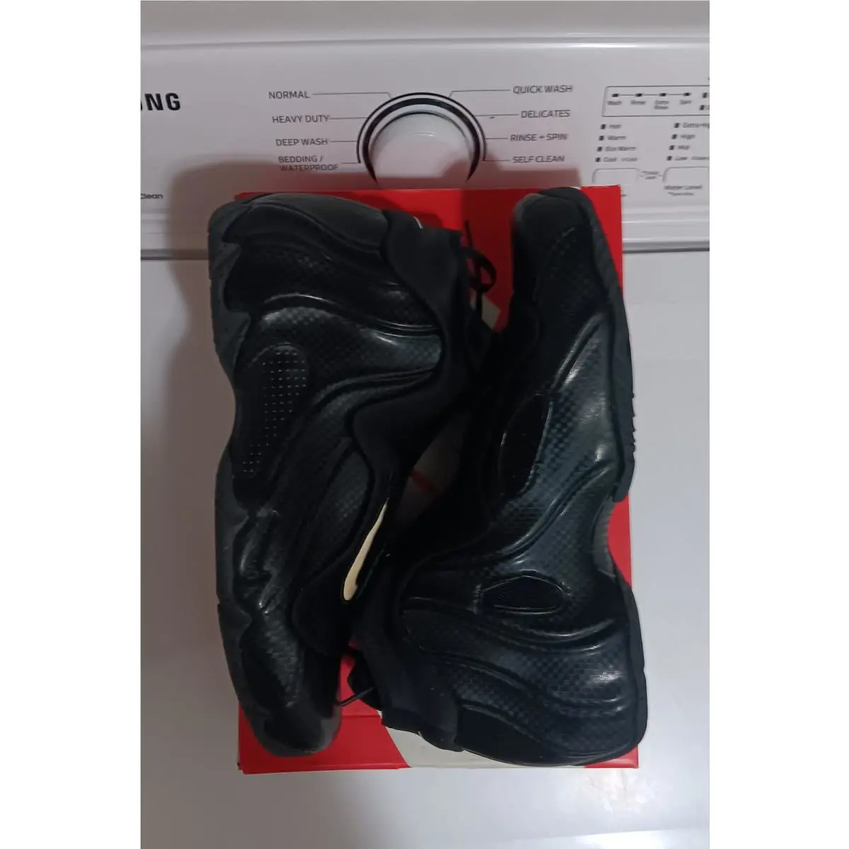 Nike shoes - Nike Air Flightposite - Air Flightposite - 642307-001 - Black 1