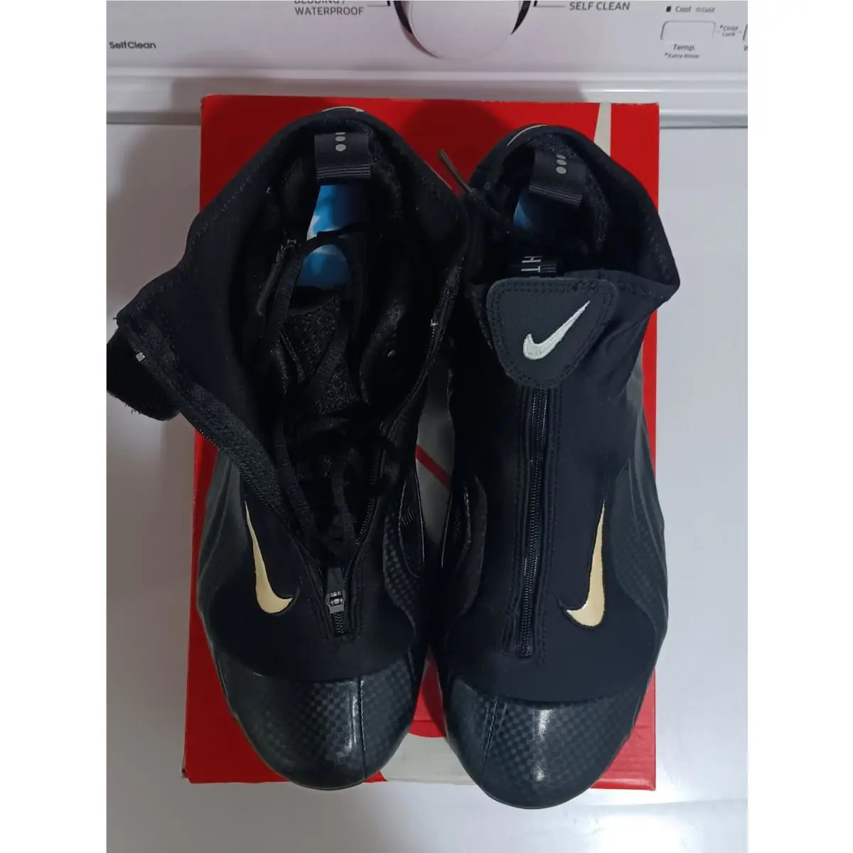 Nike shoes - Nike Air Flightposite - Air Flightposite - 642307-001 - Black 2