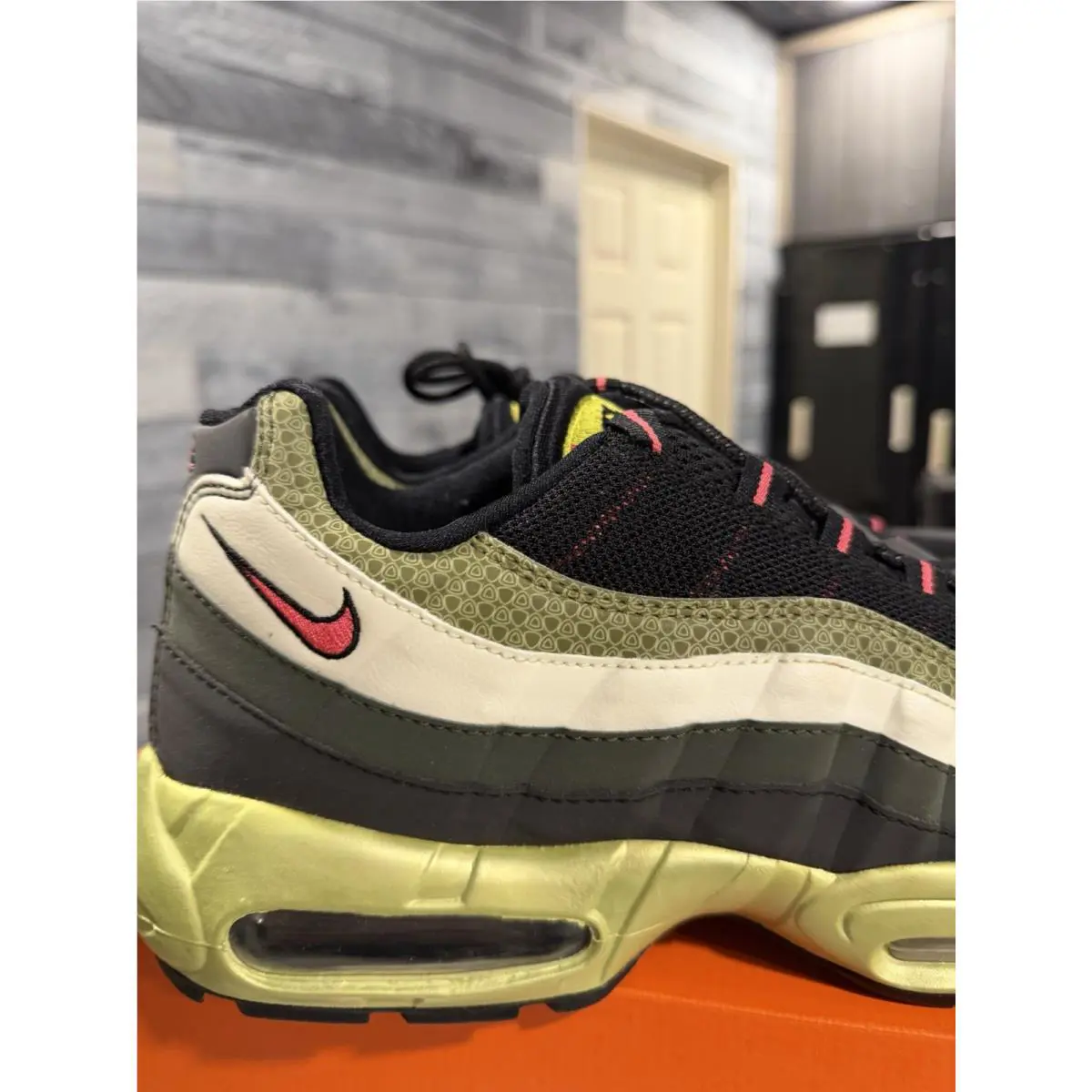 Nike shoes - Nike Air Max 95 - Air Max - 313071-081 - Black / Flamingo - White - Pilgrim 1