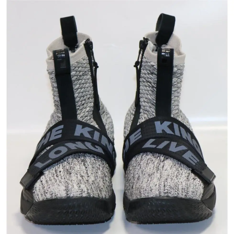 Nike shoes - grey 7