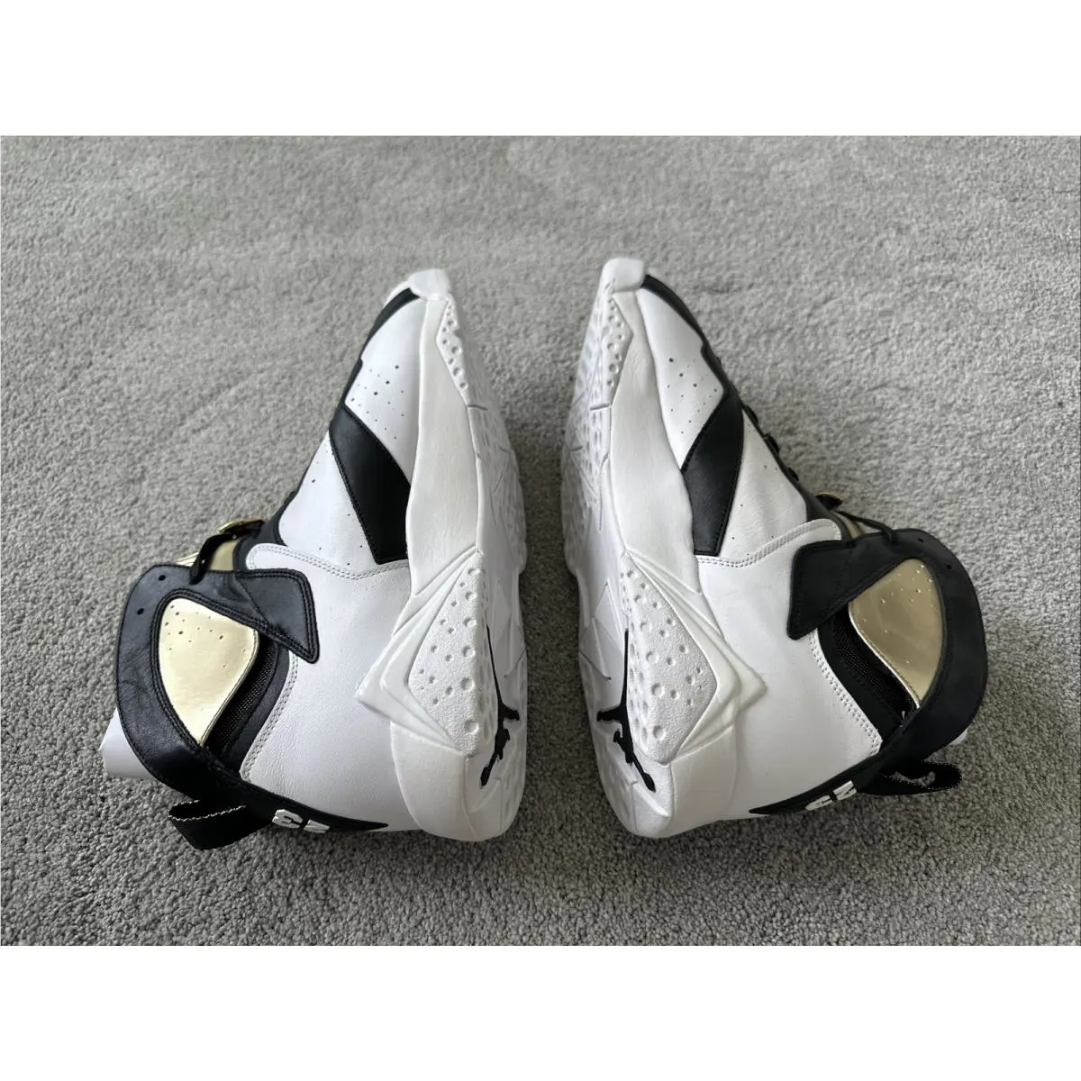 Nike shoes - Jordan 7 - White 8