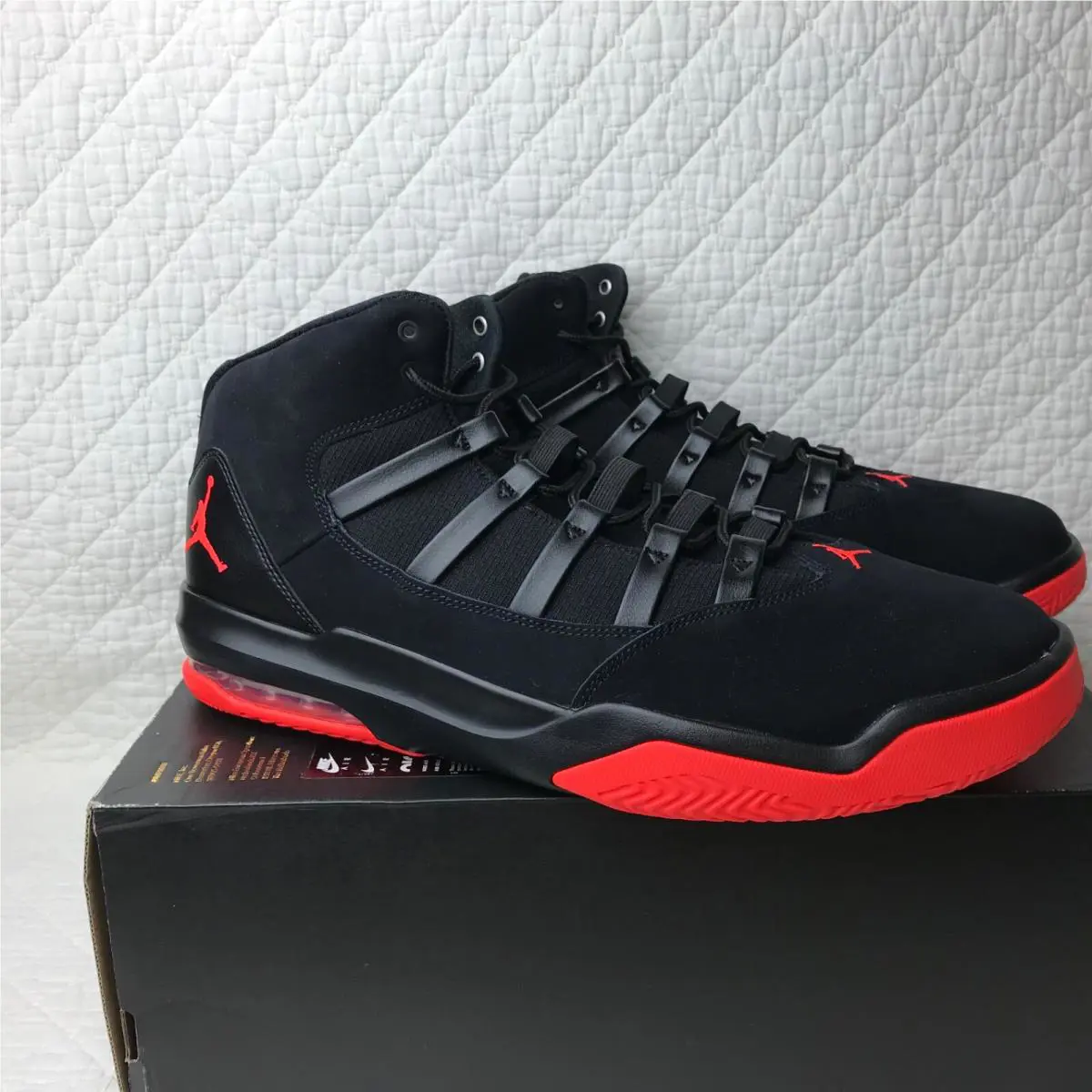 Nike shoes - Air Jordan Max Aura - Air Max Aura - AQ9084060 - Black/Infrared 23 8