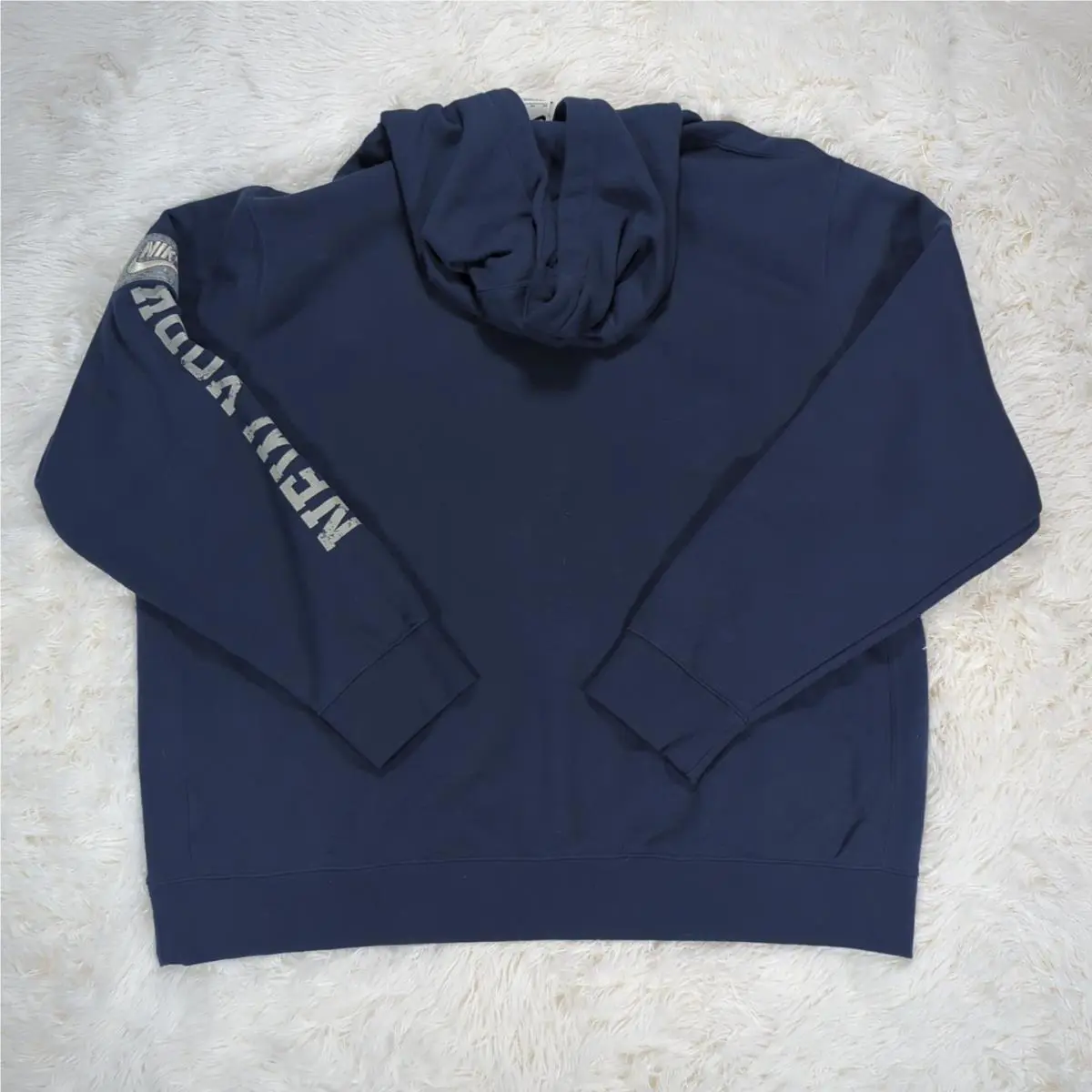 Nike clothing - Blue (UPC: 197171677138) 3